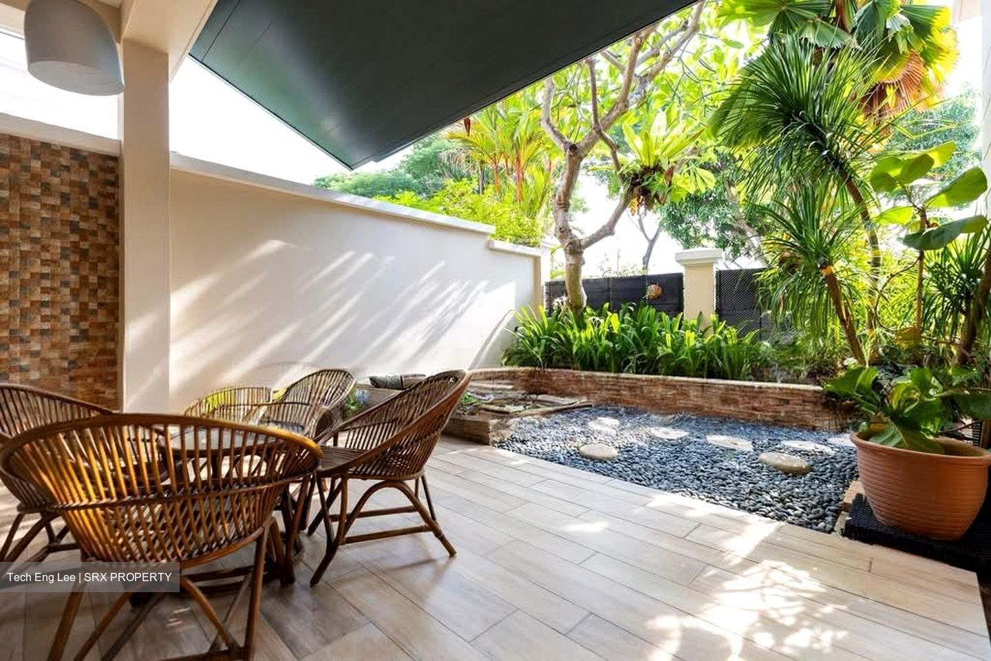 Limau Villas (D16), Terrace #611280901